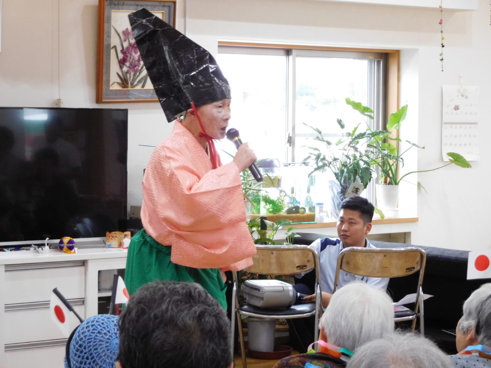 サムライ朝起太郎さんによるデモンストレーションが続きます。